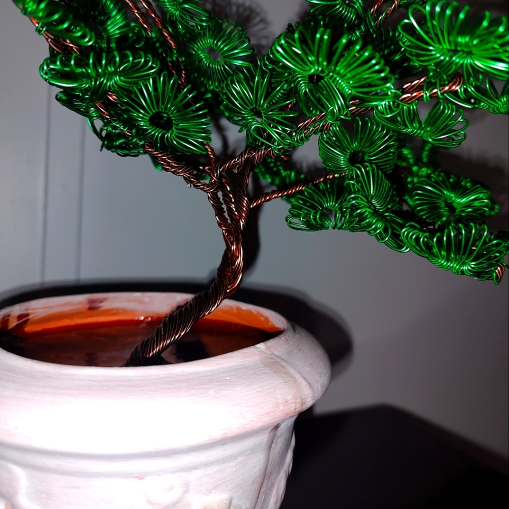 Wire tree
